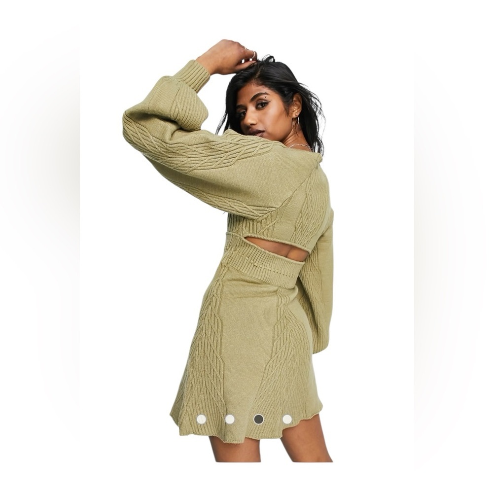 Free People.   Green Bodycon Sweater Dress with Bishop Sleeves. - Picture 2 of 13